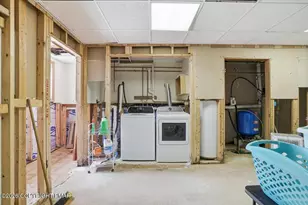 2208 Mohegan Ct, Long Pond, PA 18334 - Photo 63