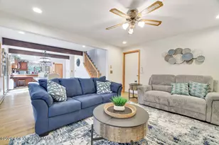 2208 Mohegan Ct, Long Pond, PA 18334 - Photo 21