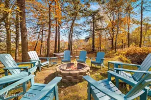 2208 Mohegan Ct, Long Pond, PA 18334 - Photo 7