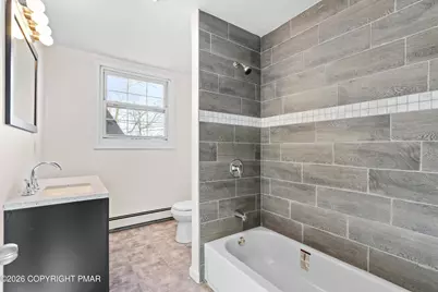  751 W Pennsylvania Avenue, Pen Argyl, PA 18072 - Photo 21