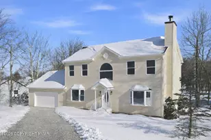 106 Greenleaf Dr, Long Pond, PA 18334 - Photo 3