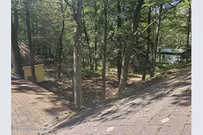  20 Yellow Feather Path, Gouldsboro, PA 18424 - Photo 15