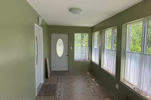 7639 Lake Shore Dr, Pocono Lake, PA 18347 - Photo 9