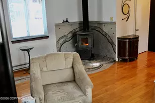 7639 Lake Shore Dr, Pocono Lake, PA 18347 - Photo 23