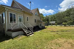 7639 Lake Shore Dr, Pocono Lake, PA 18347 - Photo 3