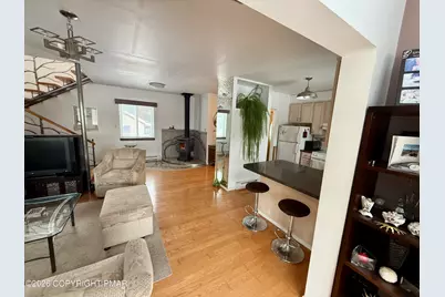  7639 Lake Shore Drive, Pocono Lake, PA 18347 - Photo 19