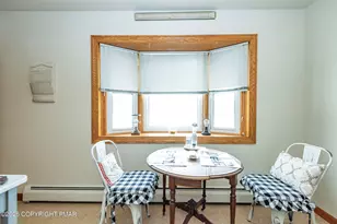 4010 Manor Dr, Stroudsburg, PA 18360 - Photo 17