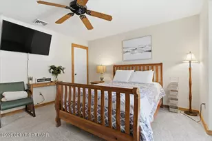 393 Vista Dr, Tannersville, PA 18372 - Photo 19