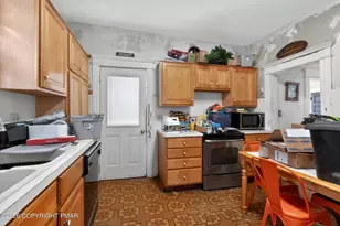 115 Hull Ave, Olyphant, PA 18447 - Photo 15