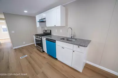  128 Bartion Court, Bartonsville, PA 18321 - Photo 13