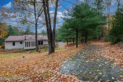  139 Johnny Bee Road, Dingmans Ferry, PA 18328 - Photo 7