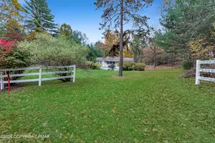 139 Johnny Bee Rd, Dingmans Ferry, PA 18328 - Photo 5