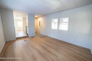 143 Bartion Ct, Bartonsville, PA 18321 - Photo 21