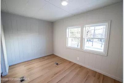  143 Bartion Court, Bartonsville, PA 18321 - Photo 7