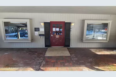  410 Park Avenue, Stroudsburg, PA 18360 - Photo 5