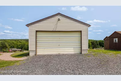  924 Hell Hollow Road, Kunkletown, PA 18058 - Photo 17