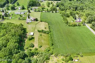 924 Hell Hollow Rd, Kunkletown, PA 18058 - Photo 9