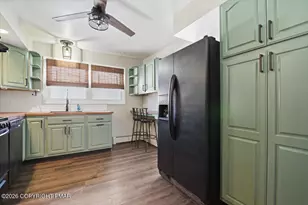 107 Applewood Dr, Swiftwater, PA 18370 - Photo 17