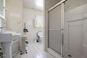 107 Applewood Dr, Swiftwater, PA 18370 - Photo 37