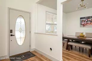 2115 Hemlock Ln, East Stroudsburg, PA 18302 - Photo 11