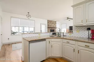 2115 Hemlock Ln, East Stroudsburg, PA 18302 - Photo 7