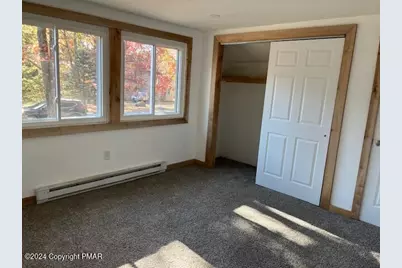  118 Tyrolean Way, Henryville, PA 18332 - Photo 11