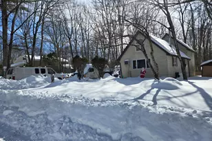 348 Carnation Rd, East Stroudsburg, PA 18302 - Photo 3