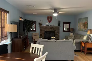 3222 Beech Ridge Dr, Pocono Summit, PA 18346 - Photo 3