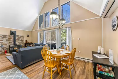  102 King Arthur Road, Pocono Lake, PA 18347 - Photo 9