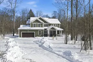 30 Hemlock Ct, Gouldsboro, PA 18424 - Photo 3