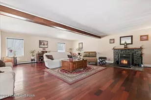 218 Spruce Run Dr, Dingmans Ferry, PA 18328 - Photo 11