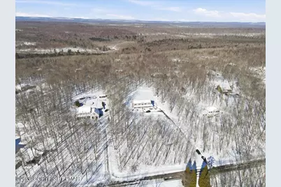  218 Spruce Run Drive, Dingmans Ferry, PA 18328 - Photo 95