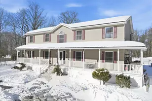 218 Spruce Run Dr, Dingmans Ferry, PA 18328 - Photo 3