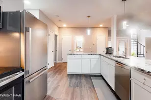 3120 Greenbriar Dr, East Stroudsburg, PA 18301 - Photo 13