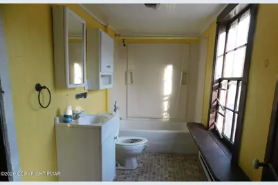  565 River Road, East Stroudsburg, PA 18302 - Photo 9