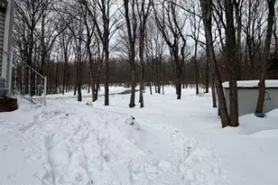 303 E Mountain Top Rd, Summit Hill, PA 18250 - Photo 3