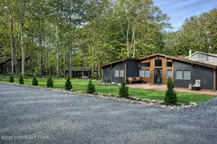 251 Scenic Dr, East Stroudsburg, PA 18302 - Photo 1