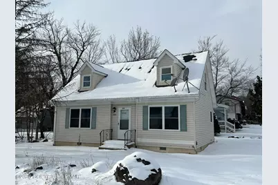  684 Country Place Drive, Tobyhanna, PA 18466 - Photo 1