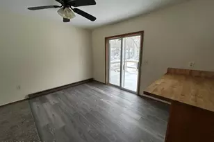 684 Country Pl Dr, Tobyhanna, PA 18466 - Photo 9