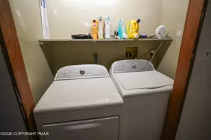 8600 Delong Dr, Slatington, PA 18080 - Photo 41