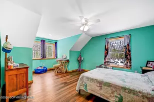 1055 Sugar Hollow Rd, Saylorsburg, PA 18353 - Photo 37