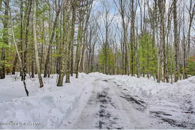  1055 Sugar Hollow Road, Saylorsburg, PA 18353 - Photo 5