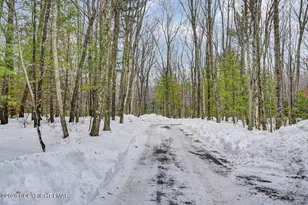 1055 Sugar Hollow Rd, Saylorsburg, PA 18353 - Photo 5