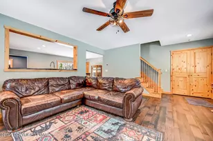 1055 Sugar Hollow Rd, Saylorsburg, PA 18353 - Photo 11