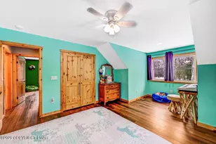 1055 Sugar Hollow Rd, Saylorsburg, PA 18353 - Photo 39