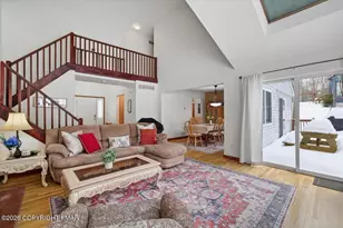 2130 Scarborough Way, Bushkill, PA 18324 - Photo 9