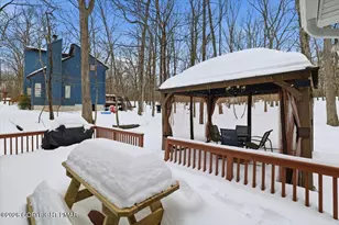 2130 Scarborough Way, Bushkill, PA 18324 - Photo 39