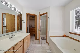 2130 Scarborough Way, Bushkill, PA 18324 - Photo 25