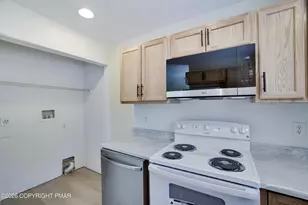 7020 Vista Dr, Tobyhanna, PA 18466 - Photo 11