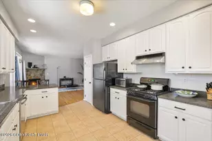 408 Brushy Mountain Rd, East Stroudsburg, PA 18301 - Photo 9